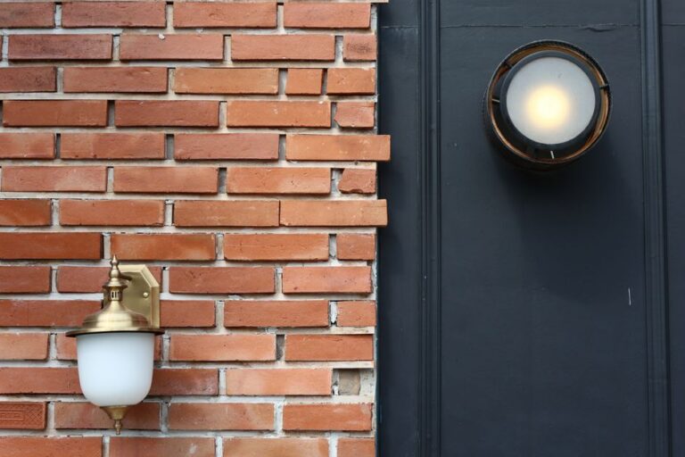 Exterior Facade Lighting 2026: Ideas, Costs & Curb Appeal Tips