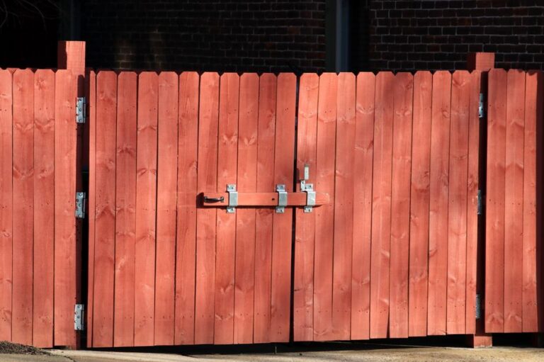 Fence Installation Cost in 2026: Price by Material & Linear Foot